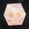 D20 en quartz rose