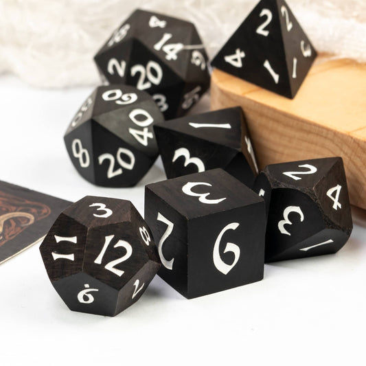 Dés en Bois Noir